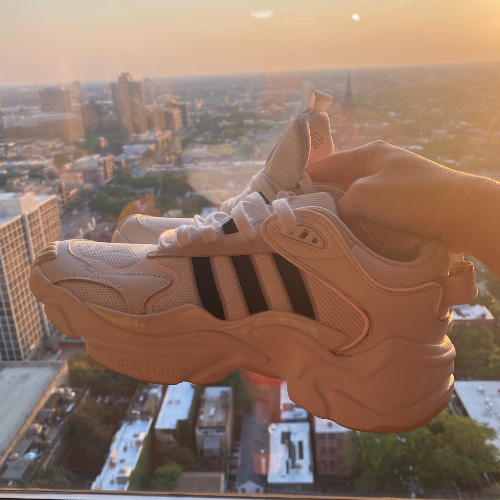 AdiPRENE by adidas size 9 white platform sneakers